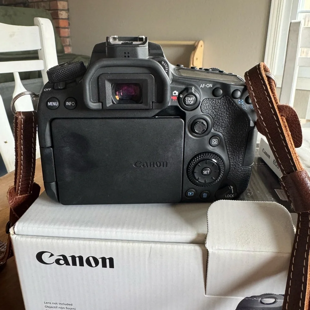 Canon EOS 90D Black DSLR Camera